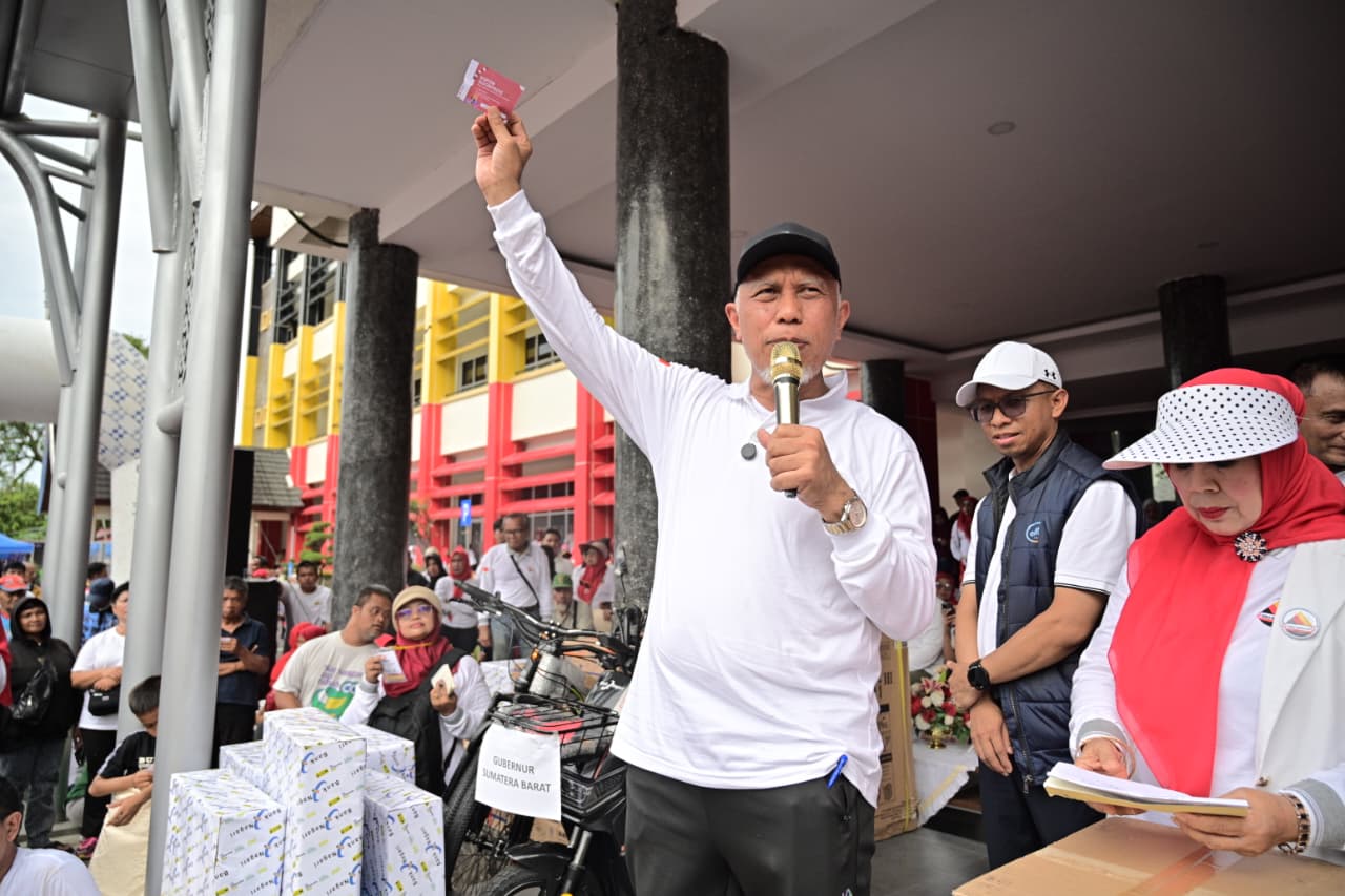 gebyar-gebu-minang-kota-padang,-gubernur-mahyeldi-sorot:-dampak-positif-bagi-umkm