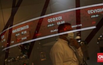IHSG Tertekan 3,76 Persen ke 6.470 pada Sesi I