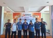 Bawaslu Pesisir Selatan Lantik Tiga Staf Sekretariat PNS
