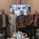 ketum-smsi-firdaus-dan-jam-intel-kejagung-reda-mathovani-bahas-sukseskan-jaga-desa-dan-jaga-dapur-mbg