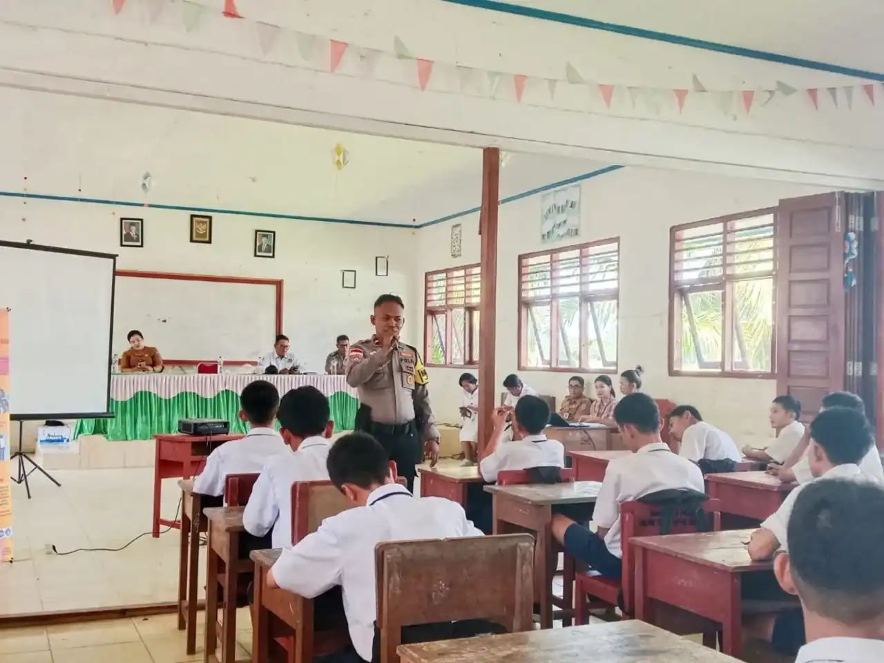 polsek-sikakap-gencarkan-edukasi-pencegahan-kekerasan-perempuan-dan-anak