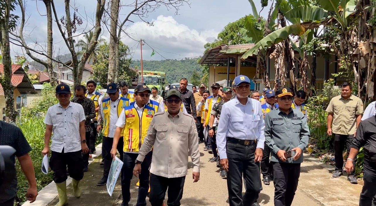 terbesar-di-indonesia,-menteri-pu-dody-hanggodo-tinjau-pembangunan-sekolah-rakyat-di-tanjung-alam