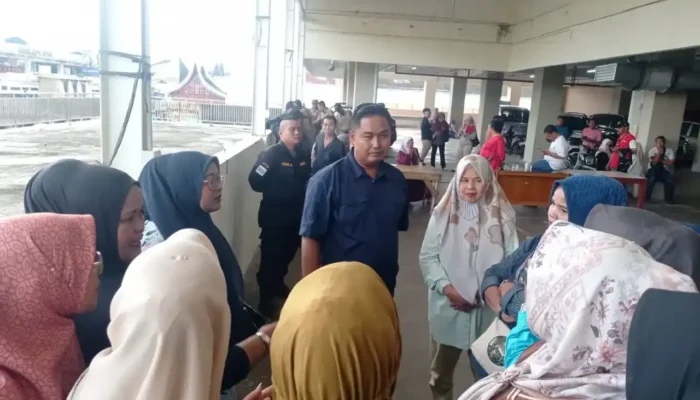 Pemkot Padang Percepat Revitalisasi Kawasan Pasar Raya