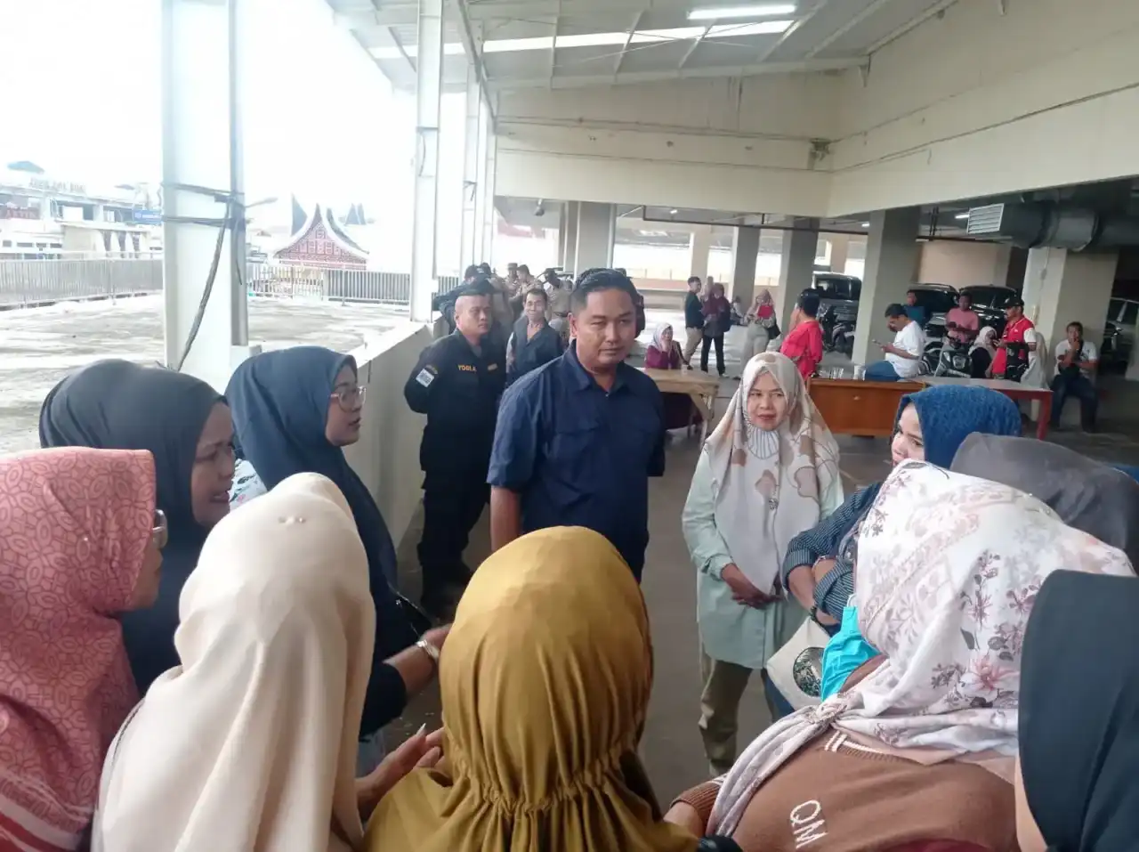 pemko-padang-rangkul-pedagang-untuk-revitalisasi-dan-penataan-pasar-raya