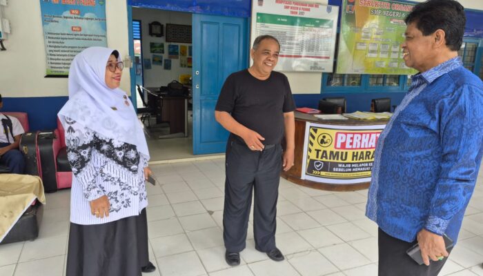 Jupri Pastikan Pembangunan Ruang BK SMPN 6 Padang Berkualitas