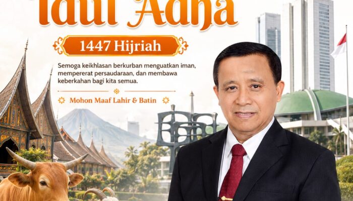 Muslim M Yatim Salurkan Hewan Kurban ke 37 Titik Sumbar