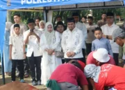 kapolresta-padang-resmi-sembelih-30-hewan-kurban,-500-warga-terima-daging