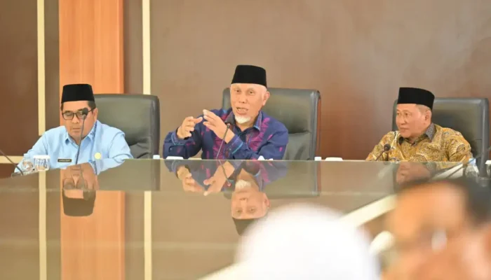 Pemprov Sumbar Dorong Perayaan Satu Abad Jam Gadang Bukittinggi
