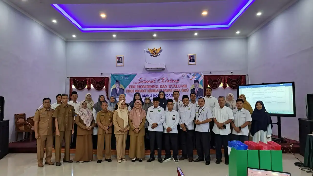 monitoring-pilot-project-sekolah-ramah-anak-tingkat-sumbar-digelar-di-man-2-padang