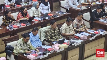 revisi-uu-ppsk-siap-dibawa-ke-paripurna,-dpr-bisa-evaluasi-bi-–-ojk