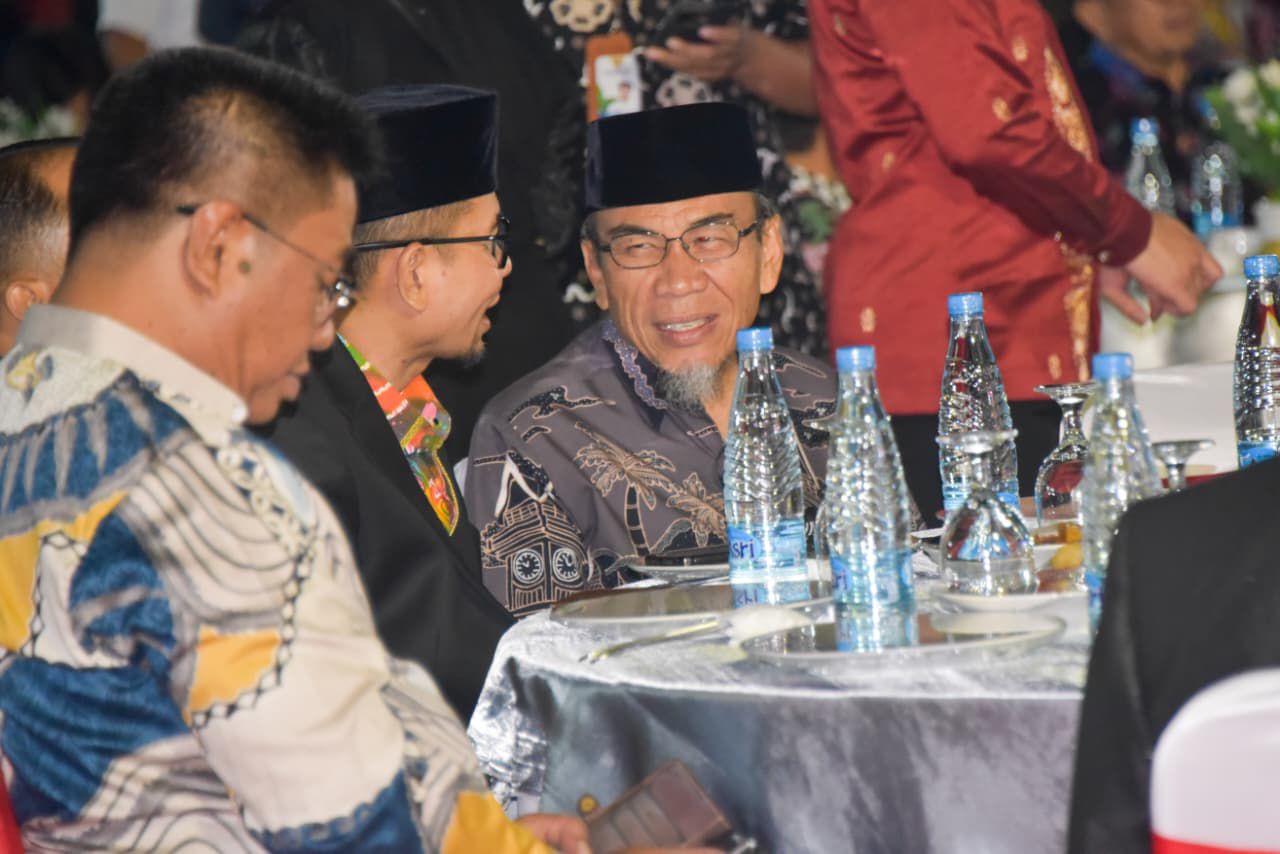 wawako-maigus-nasir-hadiri-gala-dinner-imlf-ke-4-dan-peringatan-100-tahun-jam-gadang