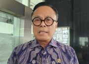 dony-oskaria-soal-isu-orang-kaya-wajib-beli-merah-putih-bond:-hoax