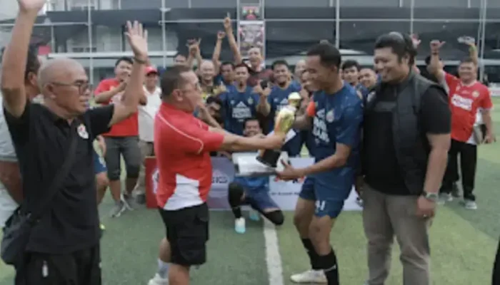 Humas FC Semen Padang Menangi Turnamen Mini Soccer JPS Cup