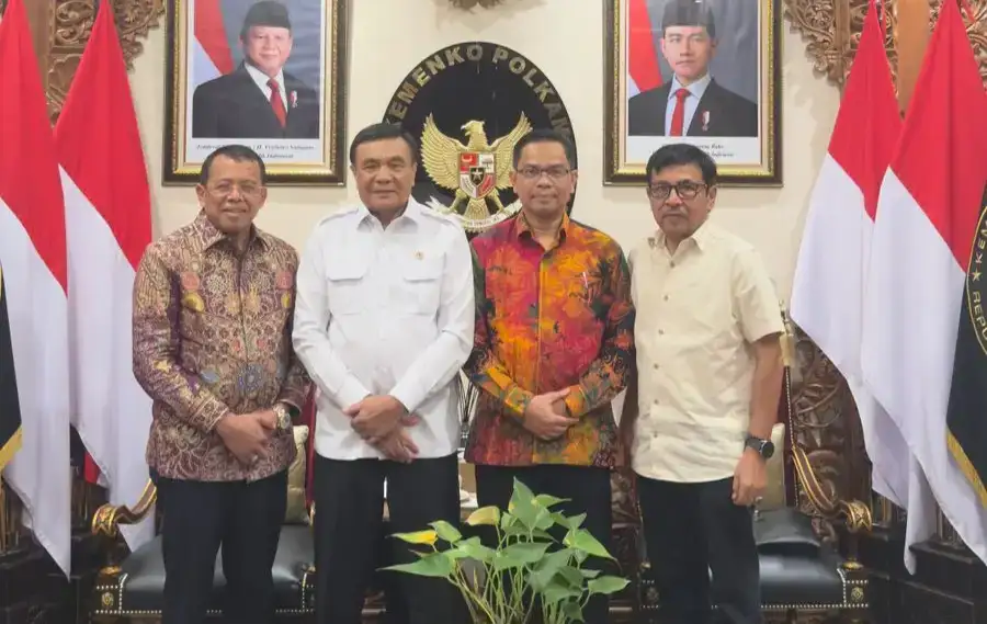 menko-polkam-djamari-chaniago-sambut-positif-pemindahan-lapangan-tembak-tni-dekat-kampus-unp