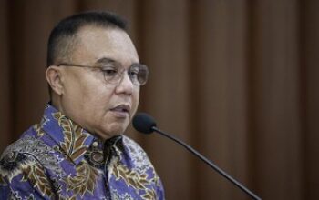 Dasco Imbau Masyarakat Lepas Dolar Sebelum Rupiah Menguat