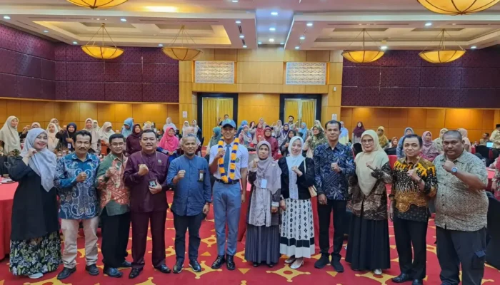 Kepala MAN 2 Padang Lepas Siswa Menuju Seleksi Paskibraka Nasional