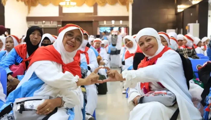 Jemaah Haji Debarkasi Padang Resapi Makna Kesabaran di Armuzna