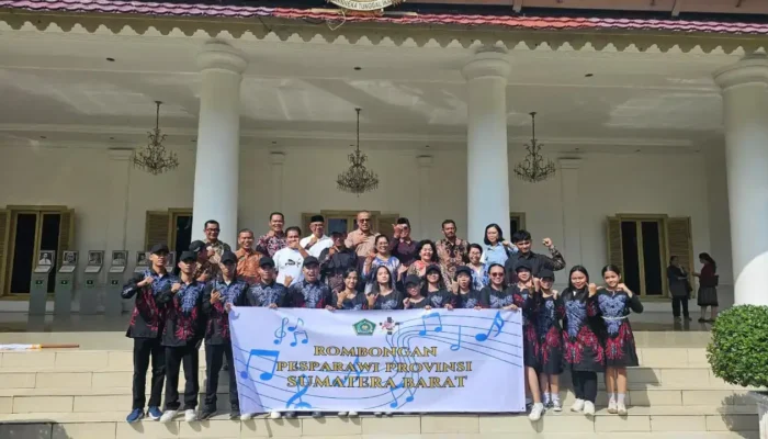 Pemprov Sumbar Lepas Kontingen Pesparawi Membawa Misi Harmoni Nasional