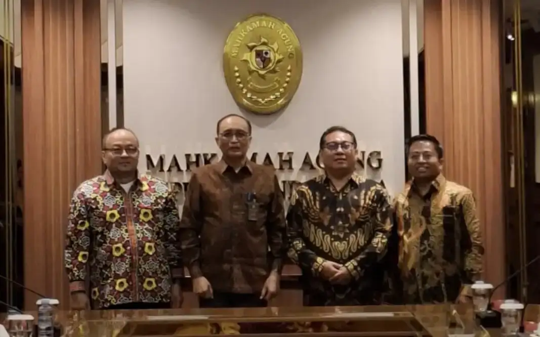tekan-penumpukan-perkara,-smsi-dukung-program-mediasi-mahkamah-agung