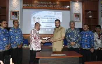Pemko Padang Sediakan Beasiswa Vokasi dengan Jaminan Kerja Penerbangan