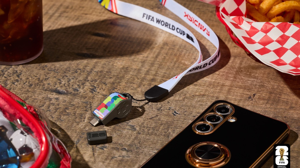 piala-dunia-2026-punya-flashdisk-berbentuk-peluit-wasit
