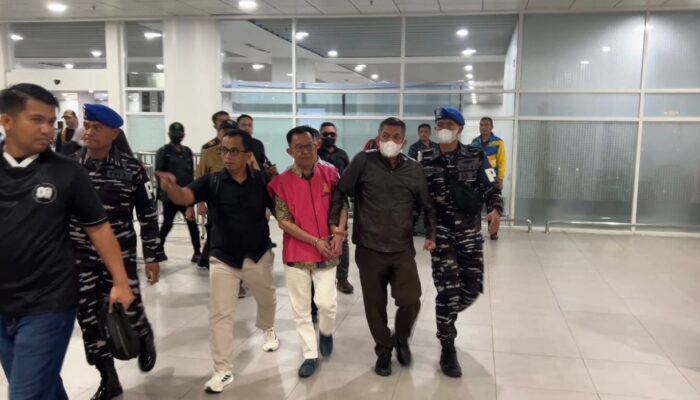 Kejari Padang Tangkap Buronan Korupsi Kredit Perbankan di Sumbar