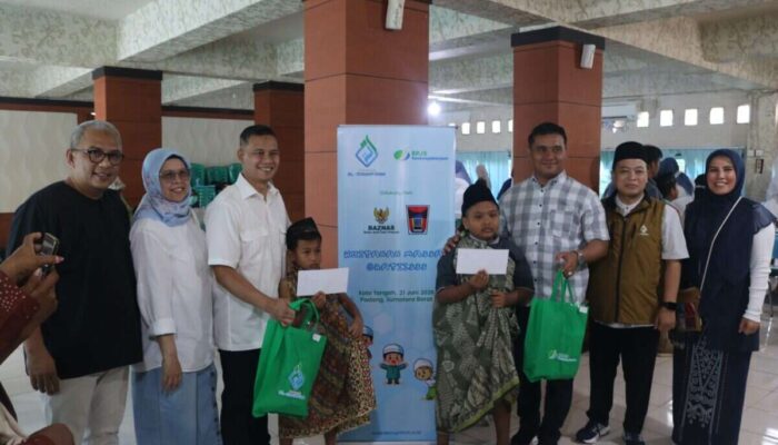 Yayasan Al-Maghfirah Gelar Khitanan Massal bagi Anak di Padang