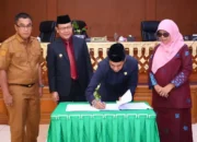 dprd-kota-payakumbuh-sahkan-empat-ranperda-jadi-perda