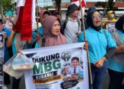 relawan-mbg-sumbar-minta-program-dilanjutkan,-demo-di-dprd-sumbar