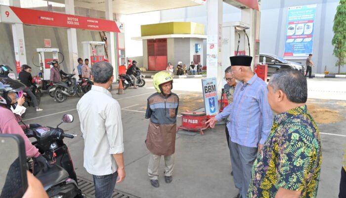 Mahyeldi Perketat Pengawasan Distribusi BBM Subsidi di Sumatera Barat