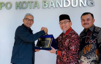 Pemkot Padang Adopsi Sistem Parkir Digital Belajar dari Bandung