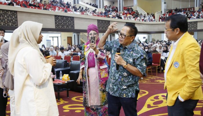 UNP Perkuat Kesiapan Karier Calon Wisudawan Melalui Kemitraan Industri