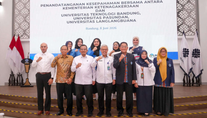 Kemnaker Gandeng Tiga Universitas Bandung Tingkatkan Kualitas SDM Nasional