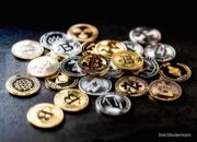 Grafik pergerakan harga Bitcoin yang menunjukkan kenaikan signifikan hingga menembus level US$65.500