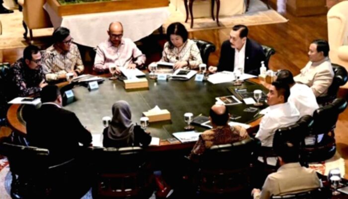 Prabowo Bahas Strategi Ketahanan Ekonomi dan GovTech Bersama Luhut