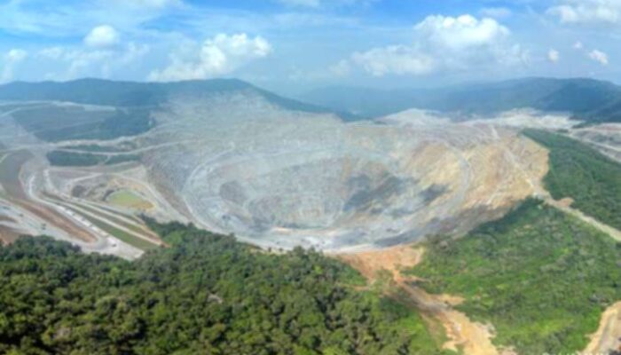 Respons Amman Mineral Terkait Rumor Dual Listing di Bursa Hong Kong