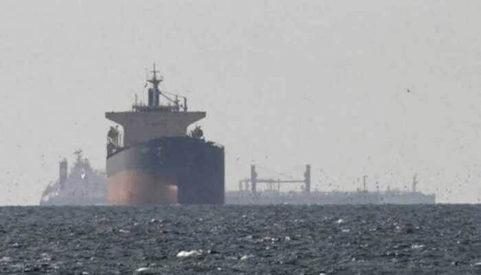 Harga Minyak Brent Tembus US$90 per Barel Akibat Konflik Selat Hormuz