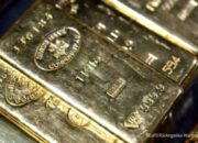 Harga Emas Melemah Tertekan Isu Inflasi dan Suku Bunga The Fed