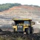 Penandatanganan kontrak kerja sama jasa pertambangan antara PT Singaraja Putra Tbk dan PT Petrosea Tbk.