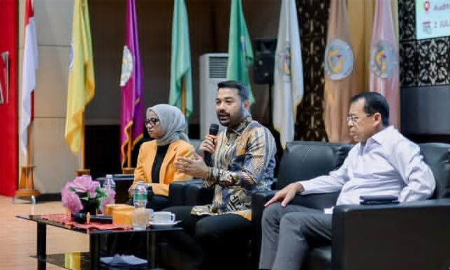 bekali-mahasiswa-kkn-unp,-zigo-rolanda-tekankan-sinergi-dpr-ri-untuk-pembangunan-nagari