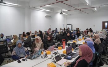 UNP Latih Asisten Riset Susun Artikel Ilmiah Berbasis SLR