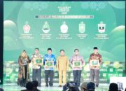 konsisten-kembangkan-ekonomi-syariah,-sumbar-raih -penghargaan-di-ajang-adinata-syariah-2026