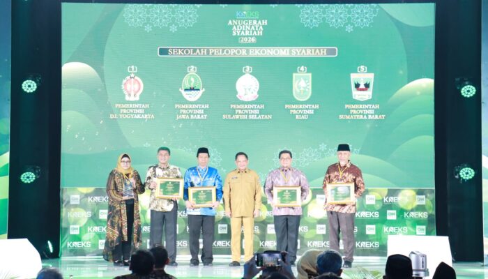 Sumatera Barat Raih Tiga Penghargaan dalam Anugerah Adinata Syariah