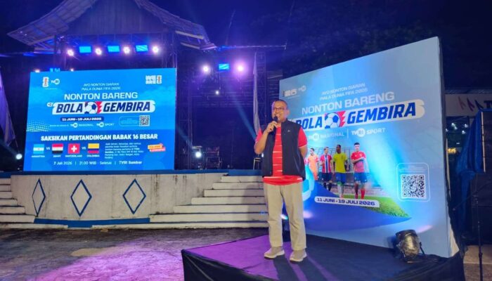 Warga Padang Pererat Persatuan Melalui Nobar Piala Dunia