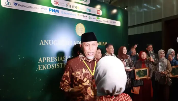 Sumatera Barat Borong Penghargaan Ekonomi Syariah Tingkat Nasional