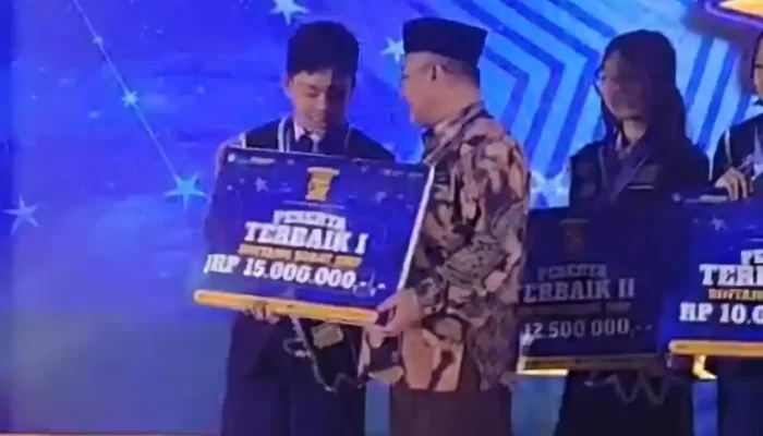 Siswa SMPN 2 Padang Raih Gelar Terbaik Bintang Sobat SMP