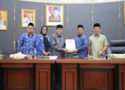 rapat-paripurna-dprd-kota-padang-setujui-ranperda-perubahan-apbd-2026