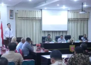 kemenko-pmk-evaluasi-pemulihan-fasilitas-pendidikan-pasca-bencana-di-agam