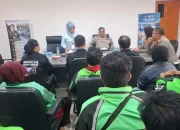 ditlantas-polda-sumbar-ajak-komunitas-ojol-tingkatkan-keselamatan-berlalu-lintas
