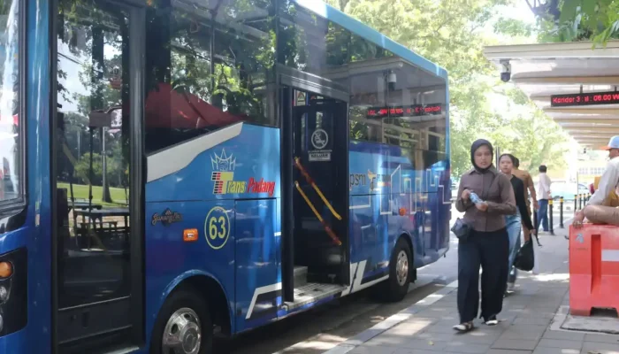 Pemko Padang Terapkan Tarif Trans Padang Satu Rupiah Saat HUT